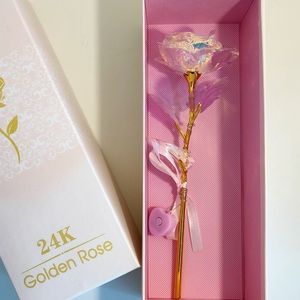 🦋 SOLD 24k Golden Rose 🦋